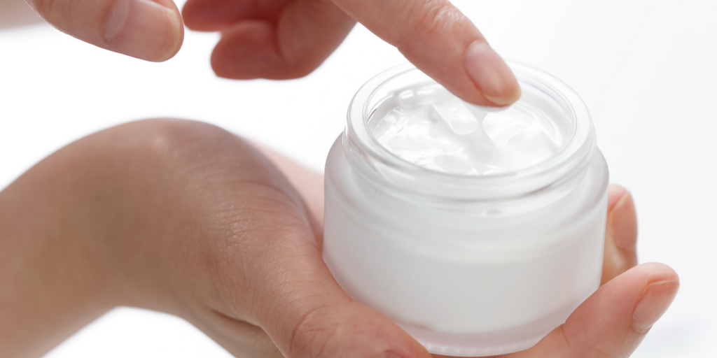 Oil-free serums or moisturizers are not just for oily skin or combination skin
